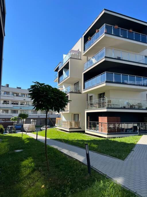Przytulny Z Duzym Balkonem Apartment