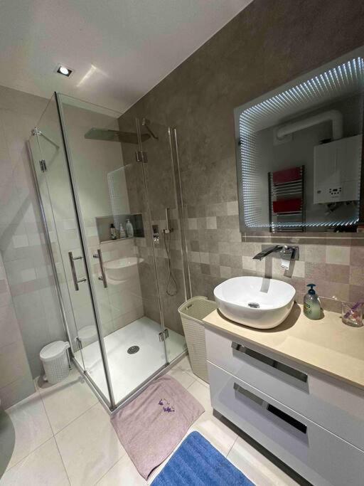 Przytulny Z Duzym Balkonem Apartment